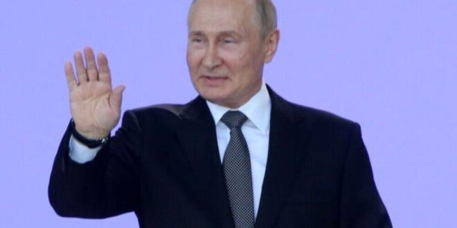 Putin accuses Prigozhin of 'treason' in entertainment news.