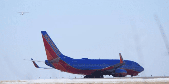 Pittsburgh airport experiences flight disruptions due to miscommunications