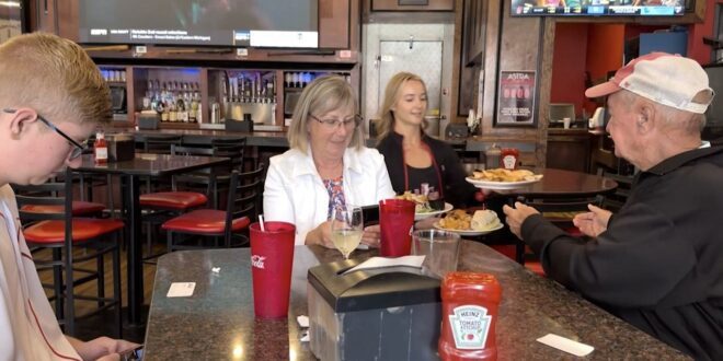 Cincinnati events boost bar owners' business.