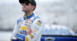 Elliott remains unfazed by winless season.