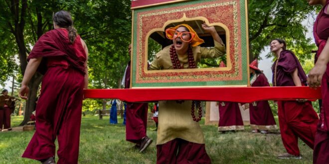 Tibetan culture's celebration: music and dance in Twin Cities.