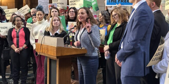 Nebraska lawmakers push for AG's reproductive health clarification.