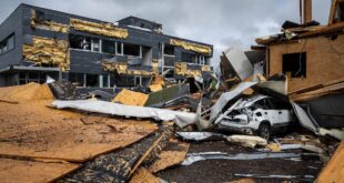 Damaging tornado hits La Chaux-de-Fonds; area devastated.